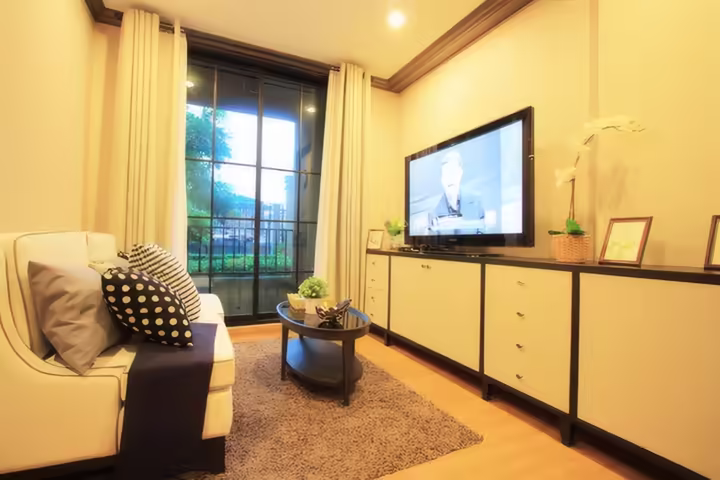 The Reserve - Kasemsan 3: 1-Bedroom Condo for Rent near BTS National Stadium, 39 sqm, 25,000 THB/month
