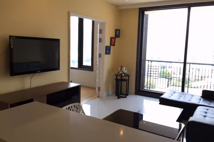 Aguston Sukhumvit 22