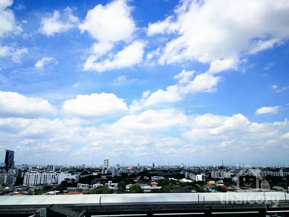 2 Bedroom Condo for Sale in Prime CBD Ekamai-Thonglor by Owner photo 1