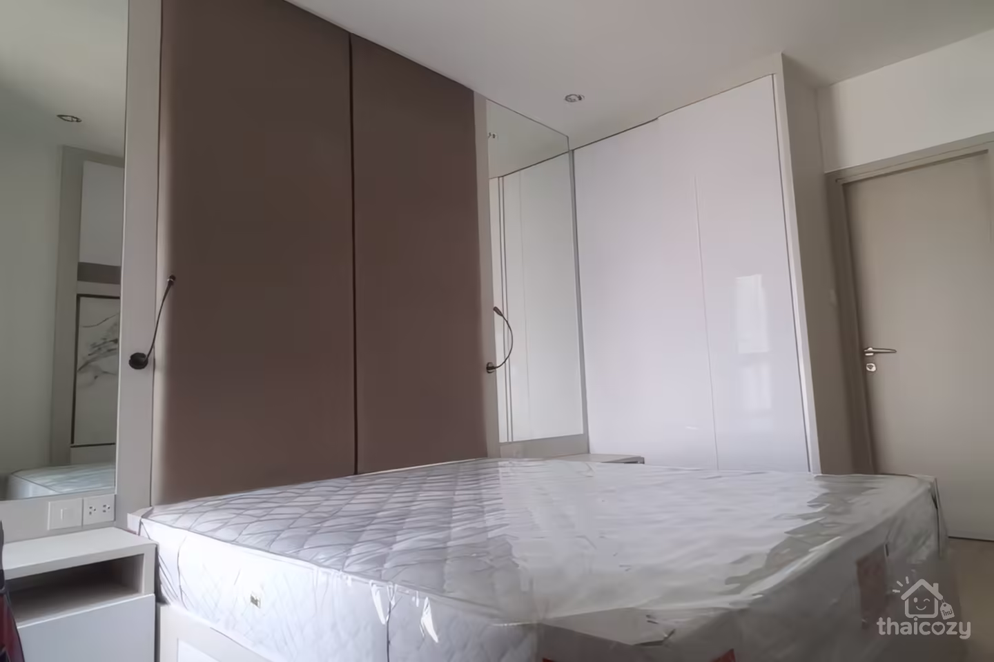 Ideo Q Chula-Samyan Condo for Rent Near MRT Sam Yan, 1 Bedroom 33 sqm, 25,000 Baht/Month photo 1