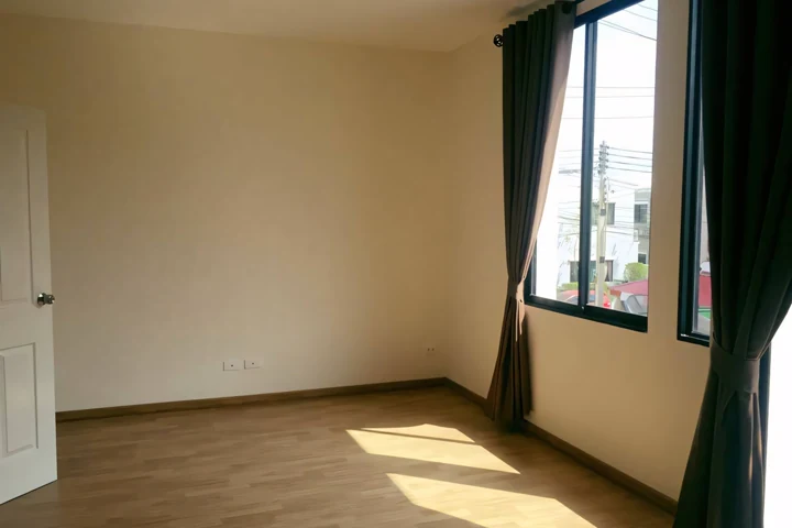 The Trust Town Si Racha City | 联排别墅出租