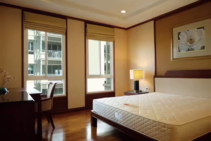 The Bangkok Sukhumvit 43, Condo for Rent near BTS Phrom Phong, 2 Bedroom 114 sqm, Price 60,000 THB/month