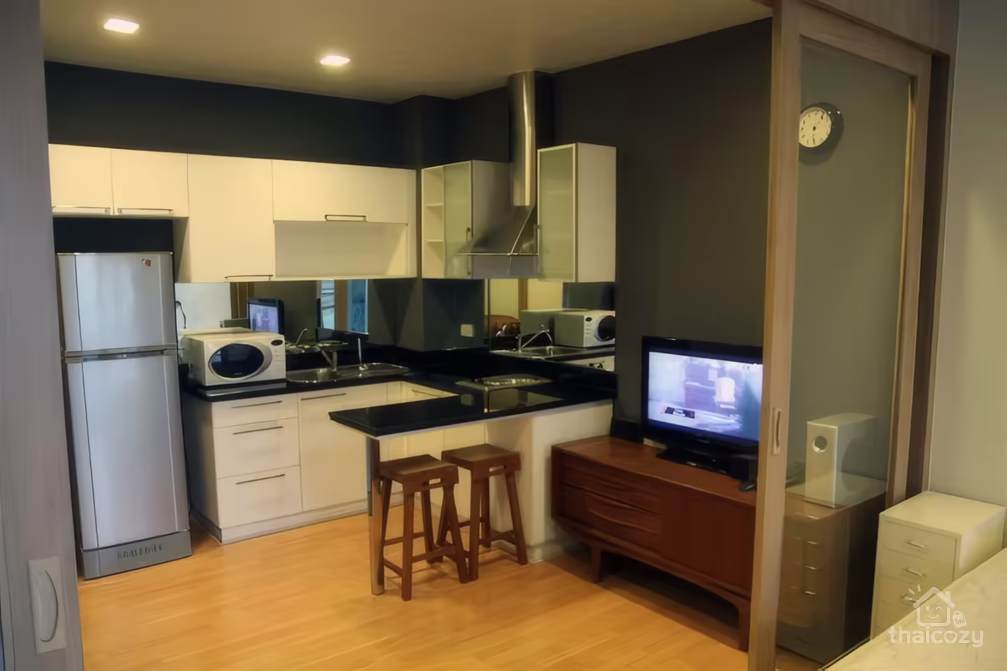 Nusasiri Grand, Condo for Rent near BTS Ekkamai, Studio 42 sqm, Price 25,000 THB/month photo 1