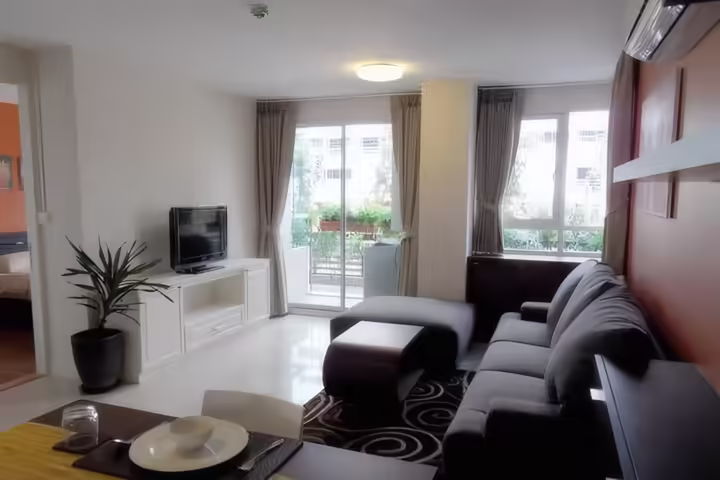 Cozy Apartment at The Clover Thonglor – 1 Bed, 1 Bath, 46 sqm