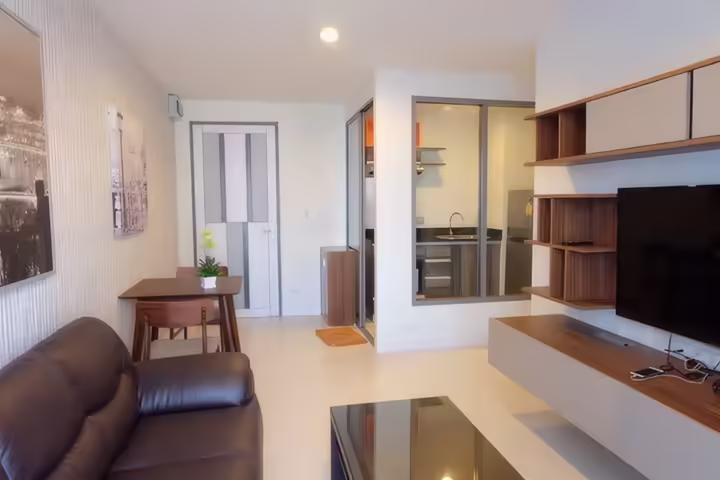 Voque Place Sukhumvit 107 - 1 Bedroom Condo for Rent near BTS Bearing, 41 sqm, 15,000 THB/month