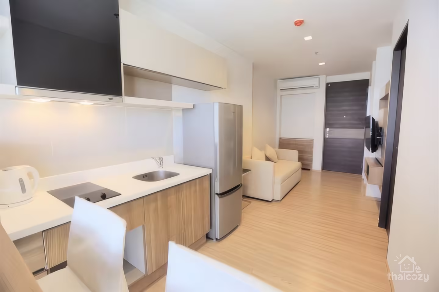 Rhythm Sathorn, Condo for Rent near BTS Saphan Taksin, 1 Bedroom 35 sqm, Price 25,000 THB/month photo 2