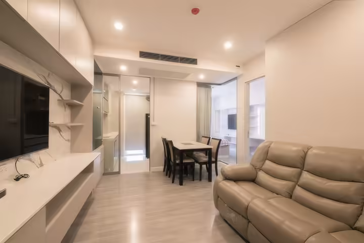 The Room Sathorn-TanonPun, Condo for Rent near BTS Surasak, 1 Bedroom 47 sqm, Price 38,000 baht/month
