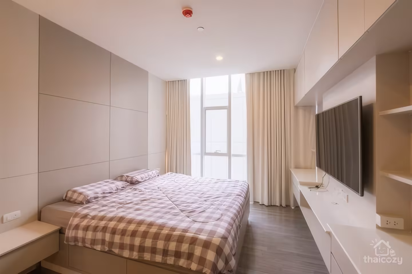 The Room Sathorn-TanonPun, Condo for Rent near BTS Surasak, 1 Bedroom 47 sqm, Price 38,000 baht/month photo 2