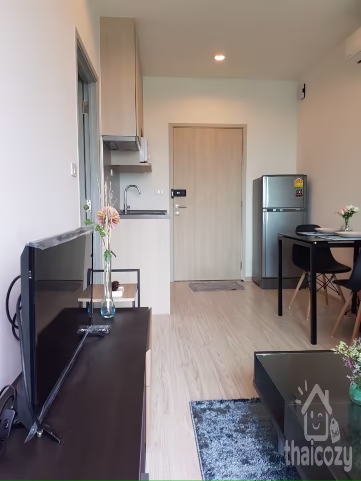 Condo For Rent photo 2