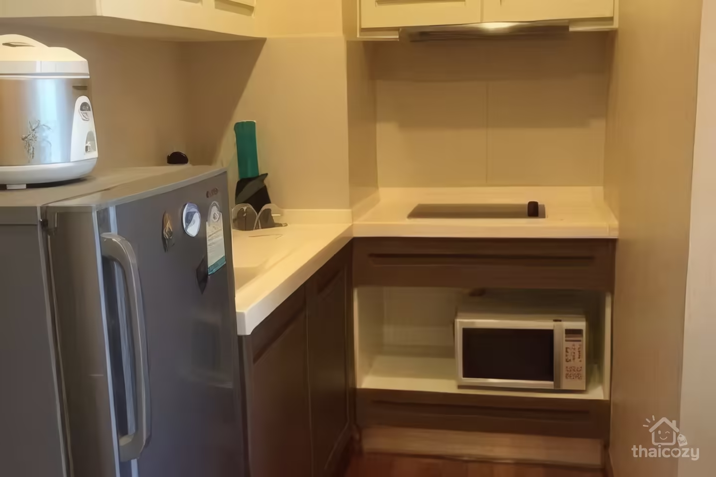 Ivy Sathorn 10, Condo for Sale Near BTS Chong Nonsi, 1 Bedroom 35 sqm, Price 4,100,000 THB photo 2