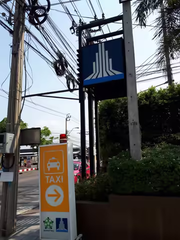 拉明德拉-拉帕考 Lumpini Condo Town 公寓出租，26平方米，7,500泰铢