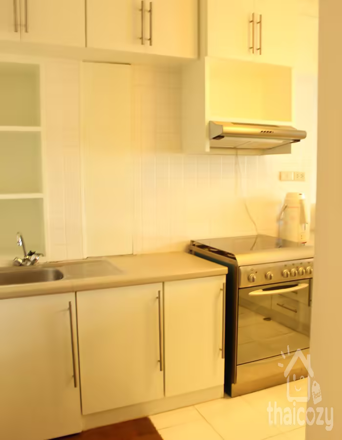 Elegant and bright 2 bedroom duplex apartment photo 2