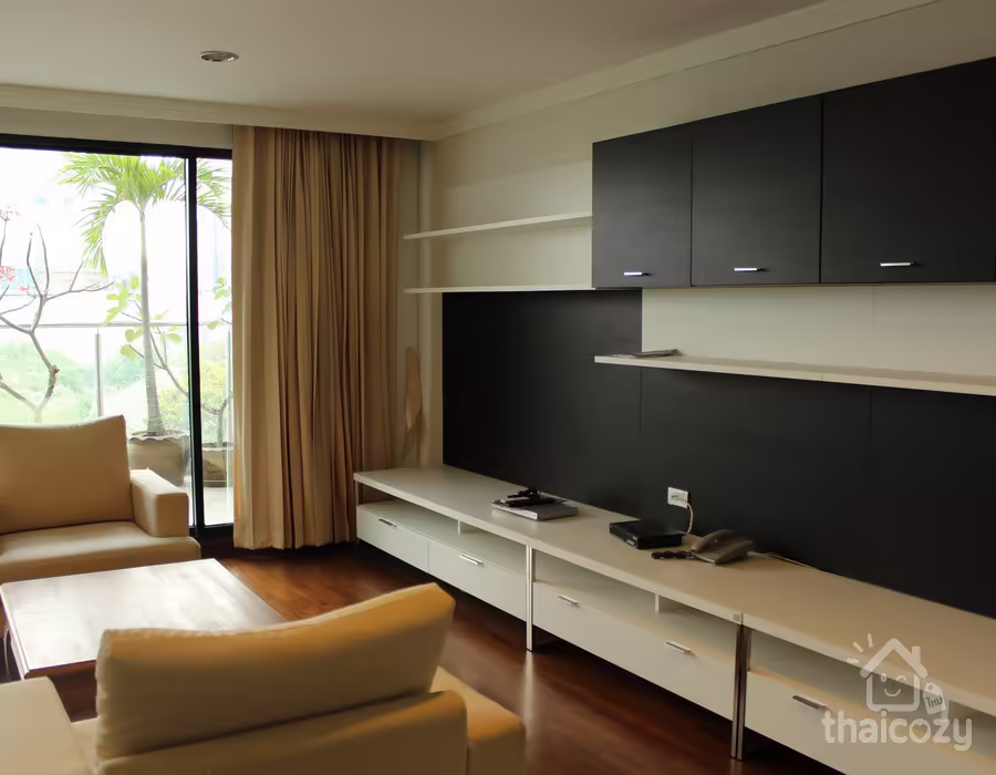 Elegant and bright 2 bedroom duplex apartment photo 1