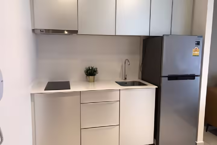 The Lofts Ekkamai – 1 Bedroom Condo for Rent near BTS Ekkamai, 30 sqm, 30,000 THB/Month