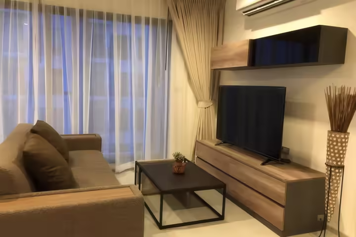 Rent Rhythm Sukhumvit 36-38, Condo near BTS Thong Lo, 2 Bedroom 78 sqm Price 75,000 baht/month