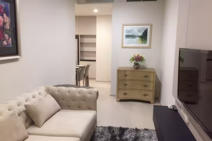 Noble Ploenchit Condo for Rent near BTS Phloen Chit, 1 Bedroom 52 sqm, Price 45,000 baht/month