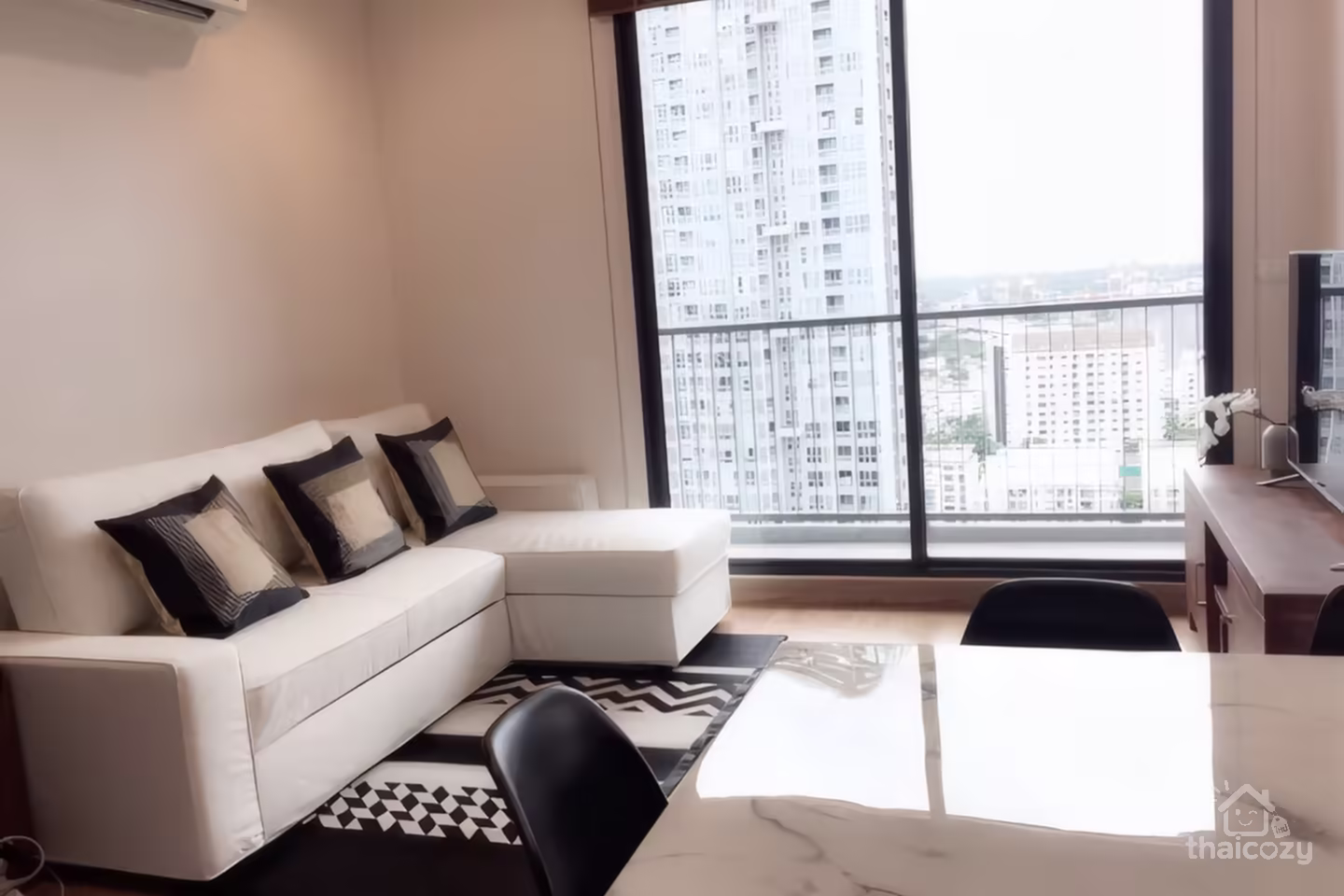 Q House Sukhumvit 79 - 2-Bedroom Condo for Rent near BTS On Nut, 60 sqm, 45,000 THB/month photo 2