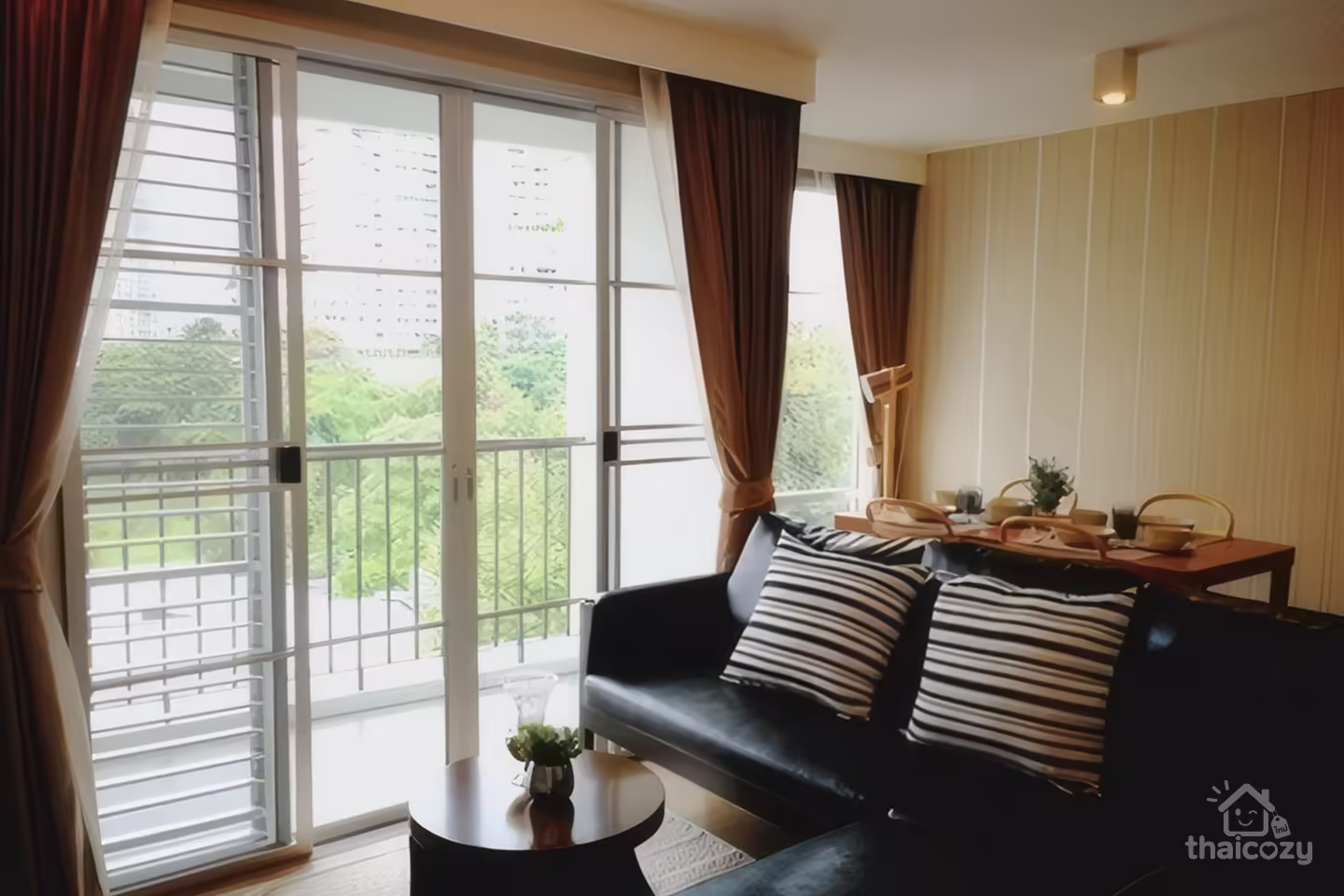 Maestro Sukhumvit 39 - 2 Bedroom Condo for Rent Near BTS Phrom Phong, 65 sqm, 55,000 THB/month photo 1