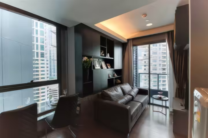 The Lumpini 24, Condo for Rent near BTS Phrom Phong, 1 Bedroom 30 sqm, Price 28,000 Baht/Month