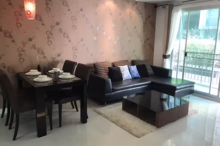 The Clover Thonglor for Rent – 2 Bedroom, 71 sqm, Near BTS Thong Lo, 37,000 THB/Month