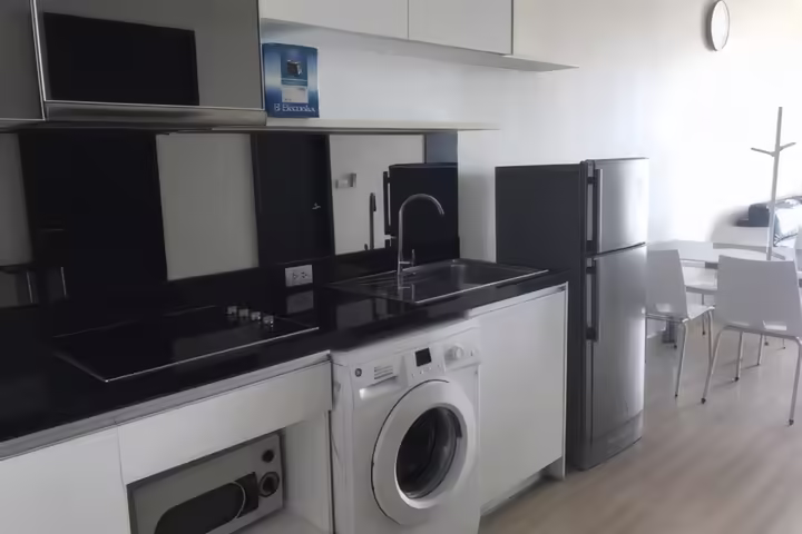 Sky Walk Condominium for Sale 7,800,000 THB 2 Bedroom 60 sqm Near BTS Phra Khanong