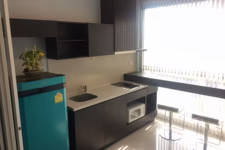 RHYTHM SUKHUMVIT 44/1 for Rent – 1 Bedroom, 45 sqm, 33,000 THB/Month, Near BTS Phra Khanong