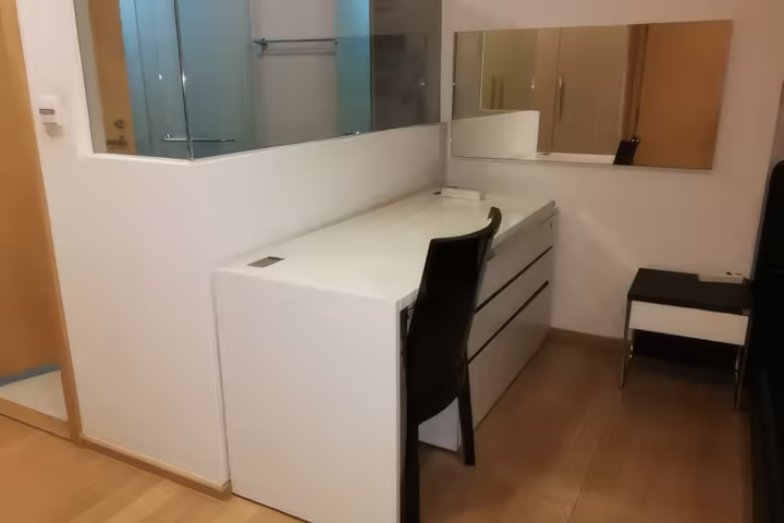 Siri at Sukhumvit 38 for Rent – 33,000 THB/Month – 1 Bedroom 51 sqm – Near BTS Thong Lo