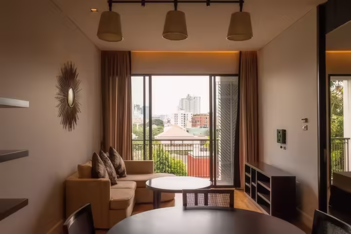 VINCENTE SUKHUMVIT 49 for Rent – 1 Bedroom, 60 sqm, Near BTS Phrom Phong, 39,000 THB/Month