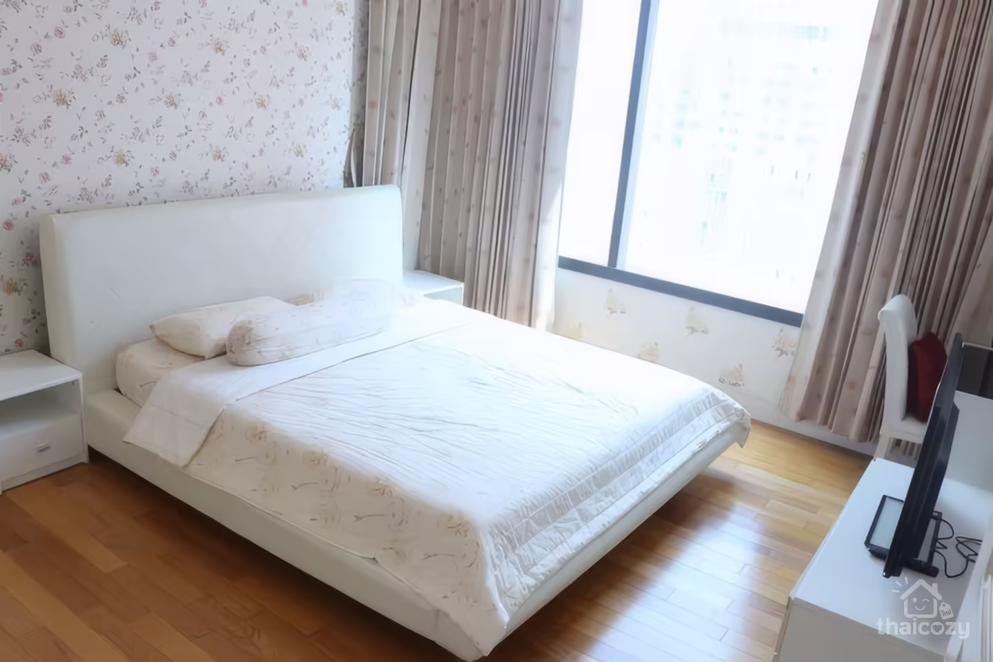 Aguston Sukhumvit 22 for Rent – 3 Bedroom, 155 sqm, Near BTS Phrom Phong, 85,000 THB/Month photo 1