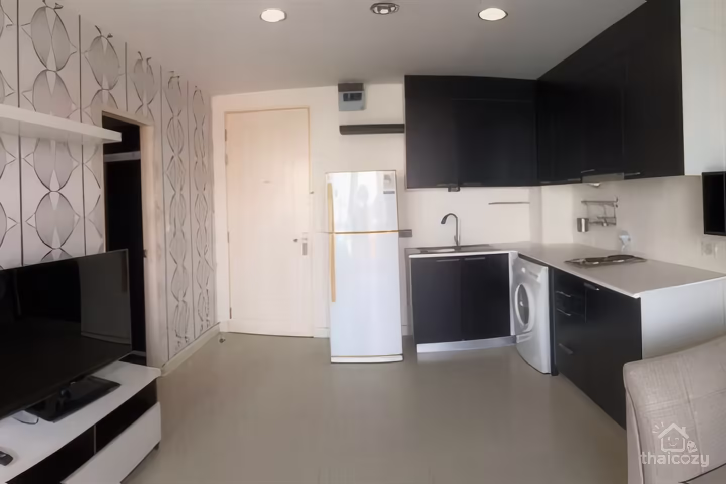 D 65 Studio Apartment for Rent 17,000 THB/Month 35 sqm Near BTS Ekkamai photo 1