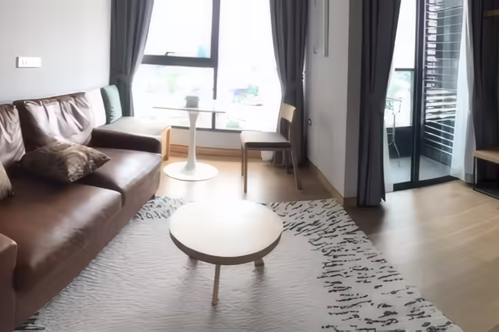 The Lumpini 24 for Rent – 1 Bedroom, 38 sqm, 40,000 THB/Month, Near BTS Phrom Phong