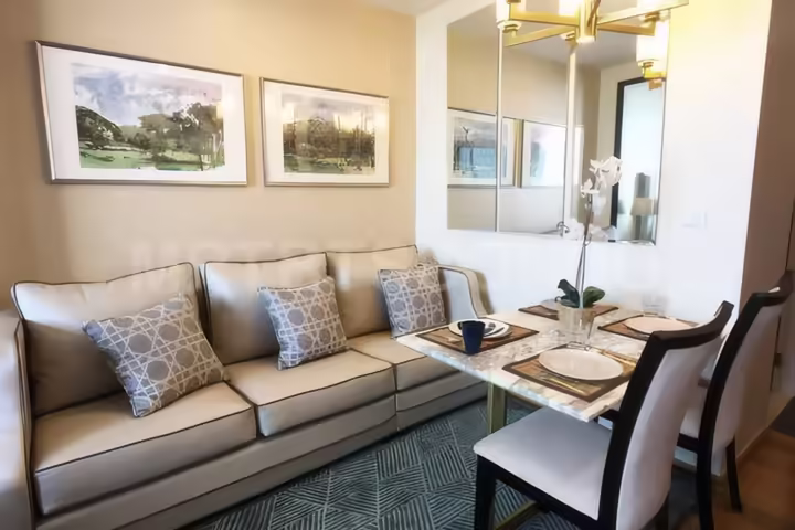 Noble Revo Silom for Rent – 1 Bedroom, 33 sqm, 28,000 THB/Month, Near BTS Surasak