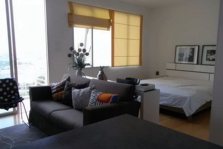 Studio Apartment for Rent at Villa Sathorn - 15,000 THB/Month, 37 sqm, Near BTS Krung Thon Buri