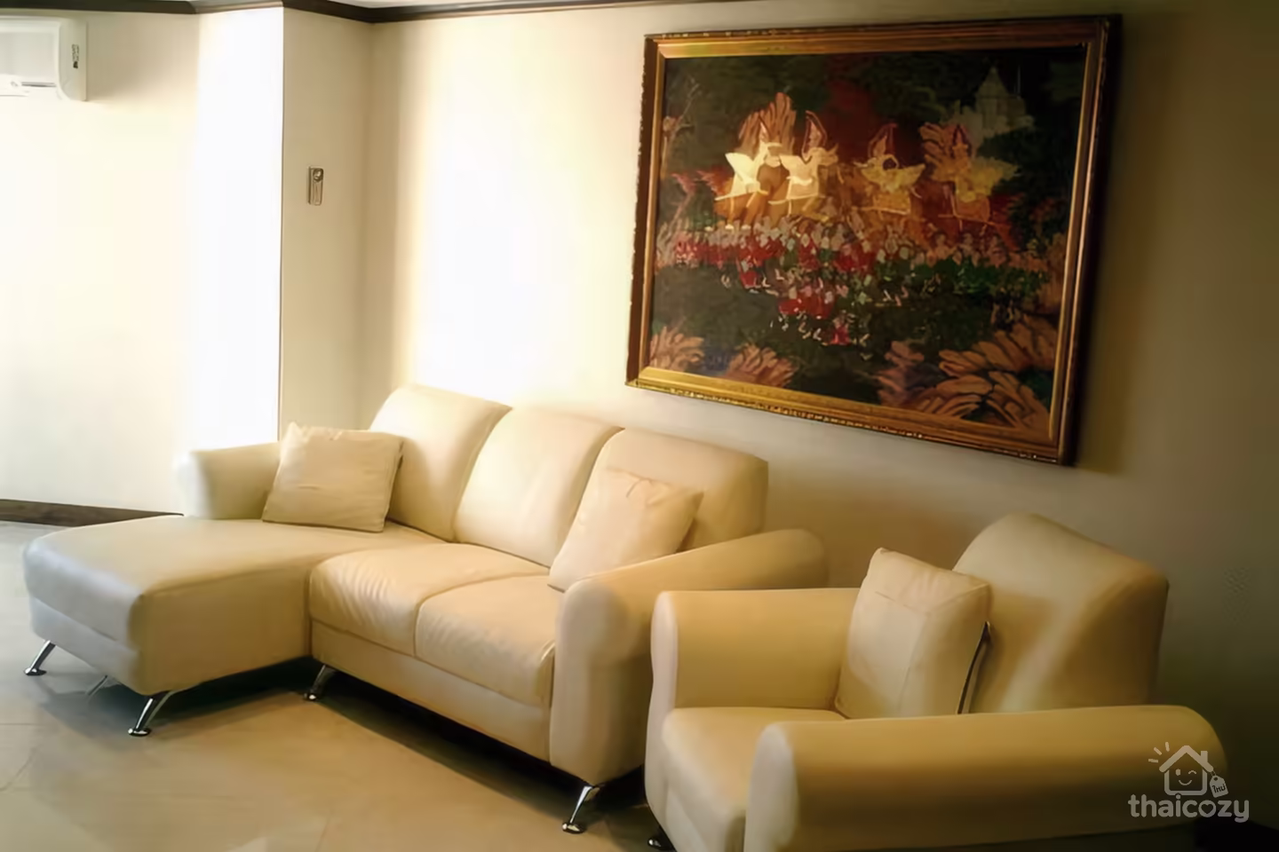 Spacious 1-Bedroom Apartment for Rent in Pratamnak, Pattaya photo 1