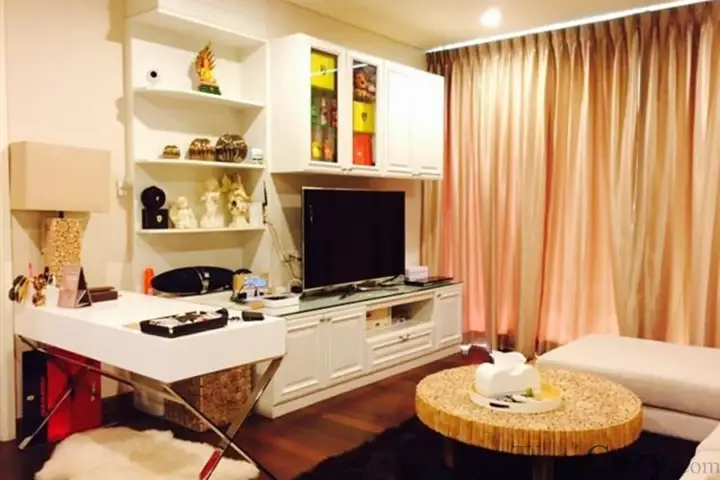 Ivy Thonglor 2 Bedrooms for Sale on High Floor