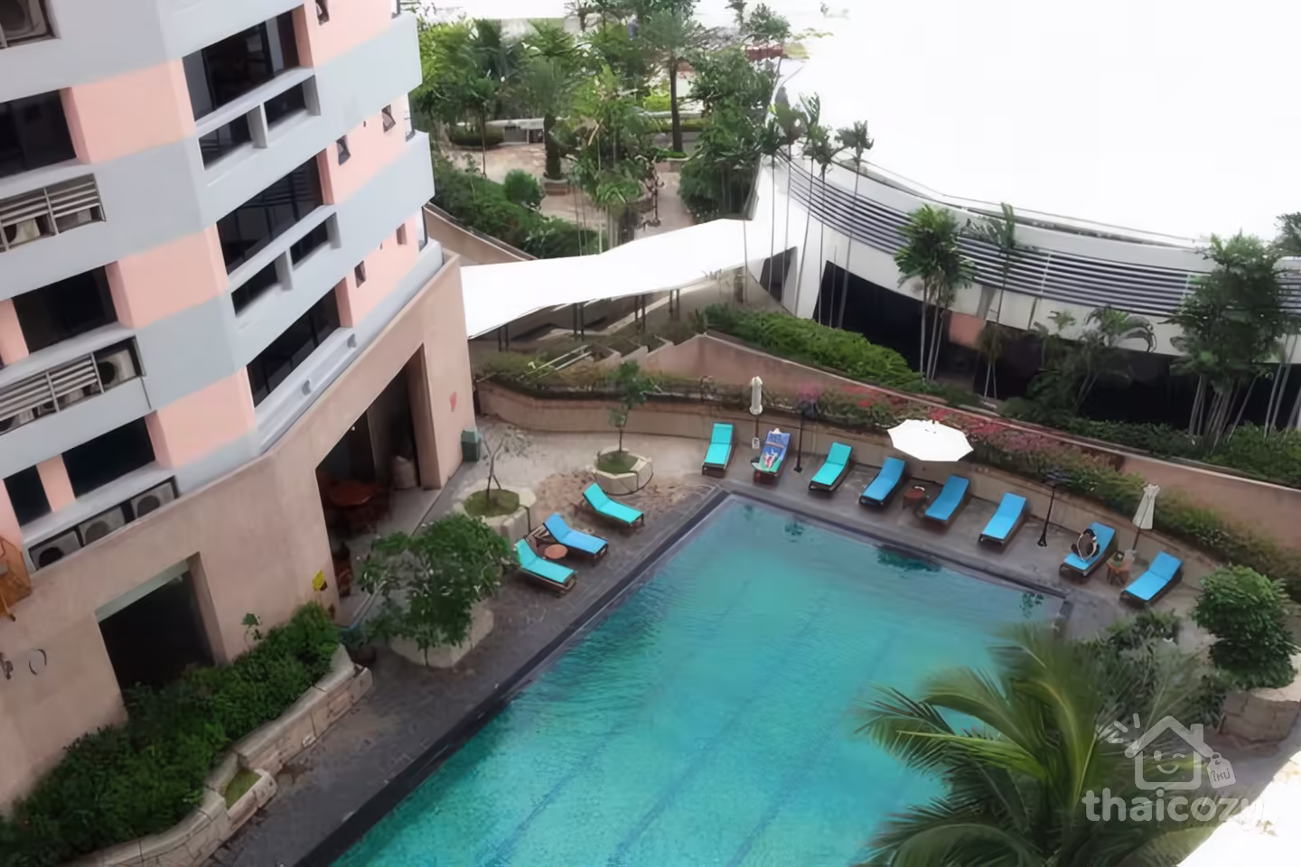 President Park Condominium for Rent and Sale in Soi Sukhumvit 24 photo 2