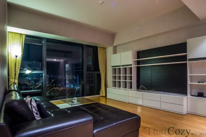 The Met Condominium for Sale