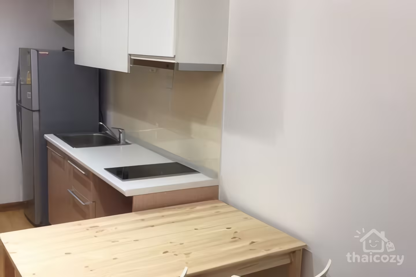 1-Bedroom Condo for Rent at On Nut photo 2
