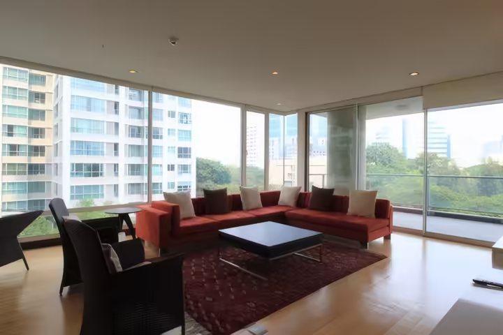 Luxury apartment for rent in Chidlom, Bangkok