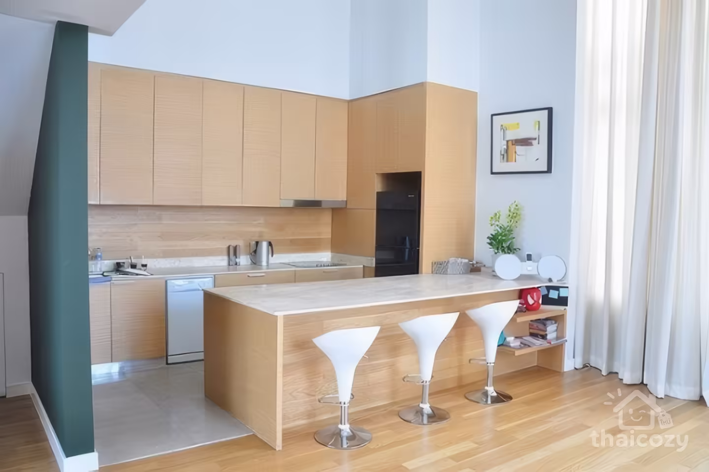 Luxury condo at The Emporio Sukhumvit 24 for sale photo 1