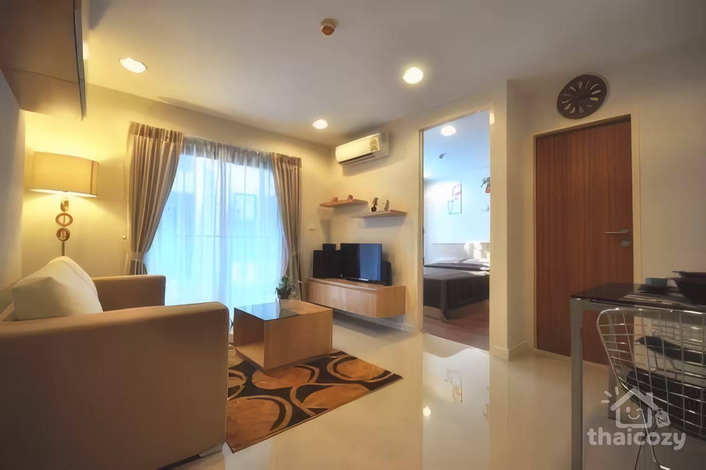 1-Bedroom Condo for Rent in Sukhumvit 42 photo 2