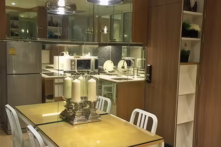 Noble Refine Studio for Rent 30,000 THB (Negotiable) Near BTS Phra Khanong