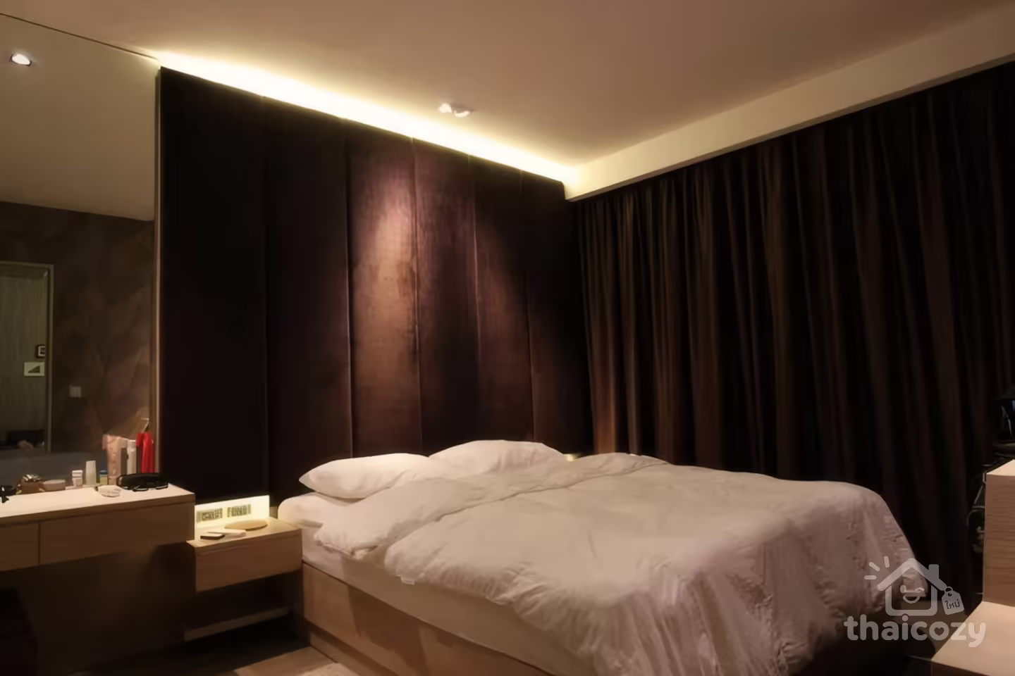 Trapezo Sukhumvit 16 Condo for Rent near MRT Queen Sirikit National Convention Centre, 28,000 Baht/Month photo 2