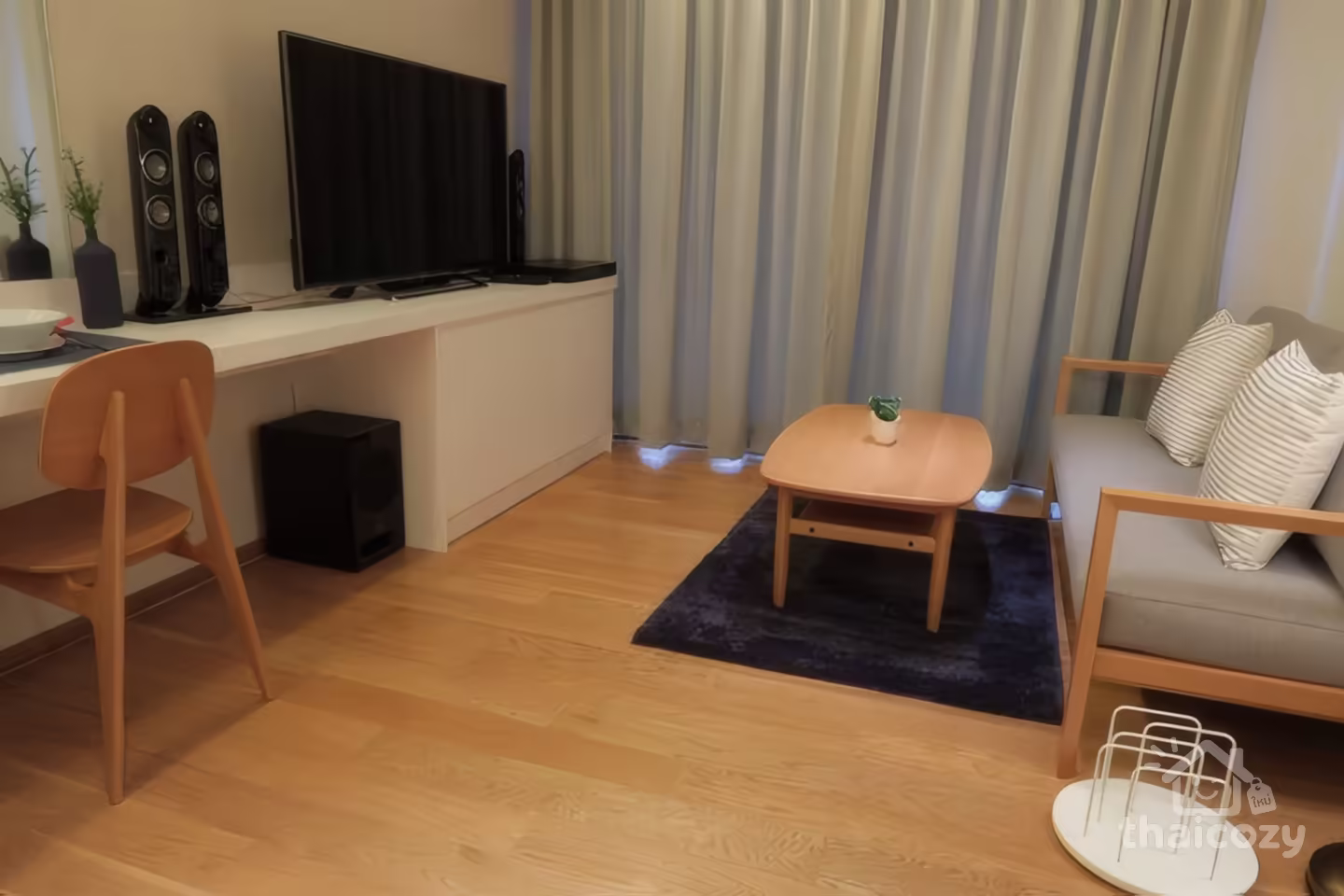 เอช สุขุมวิท 43 – คอนโด 2 ห้องนอนให้เช่า ใกล้ BTS พร้อมพงษ์ 60,000 บาท/เดือน photo 1
