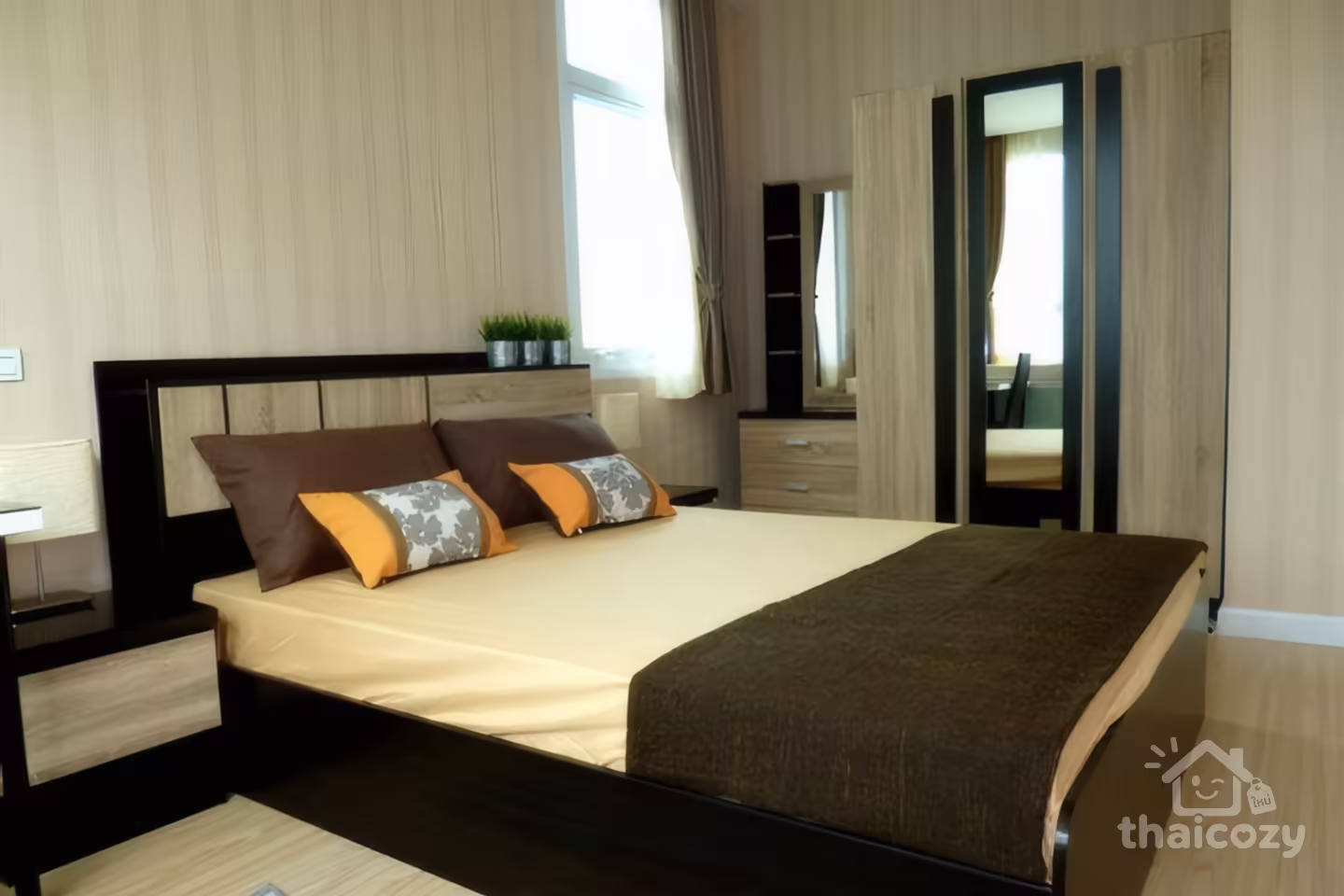 TC Green Rama 9 - 1 Bedroom Condo for Rent Near MRT Phra Ram 9, 18,000 THB/Month photo 2