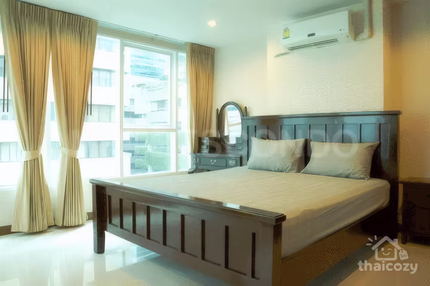 Sukhumvit Living Town - Condo for Rent near MRT Phetchaburi, 32,000 THB/month photo 1