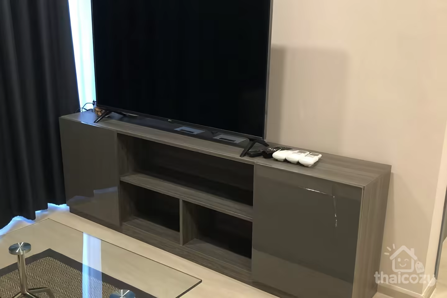 Venio สุขุมวิท 10 – ห้องนอน 1 ห้อง photo 1