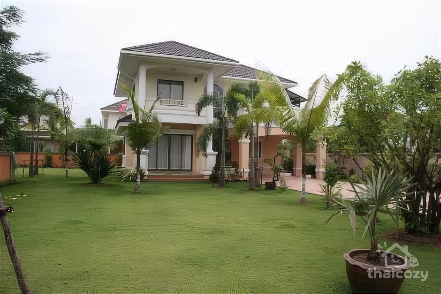 Excellent 2-Bedroom Executive House for Rent in San Sai photo 2