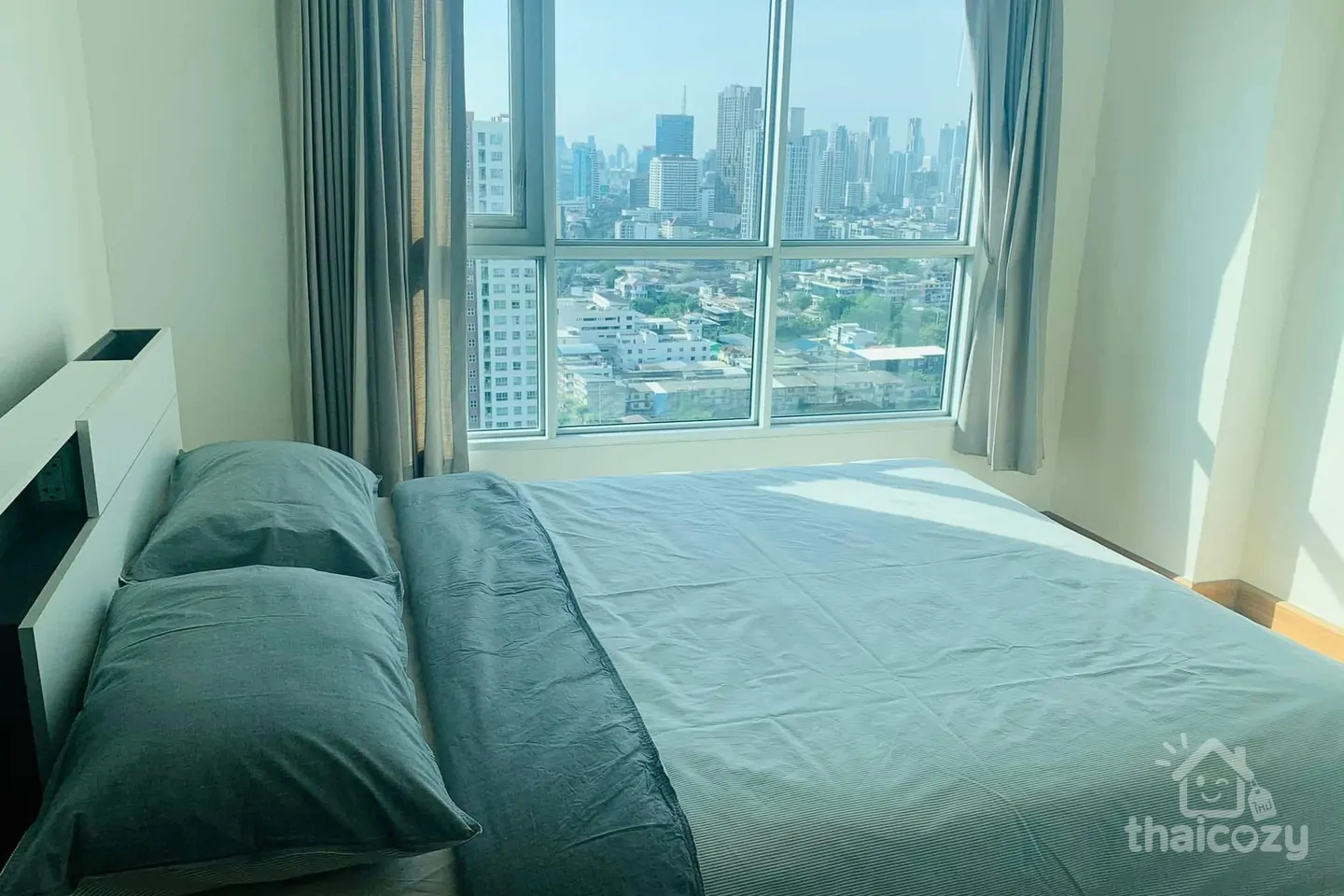 1-Bed Condo for Sale at Aspire Rama 4, photo 1