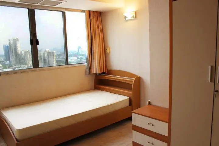 Appartement d'angle Waterford Diamond 2 chambres près BTS 6,6 millions THB
